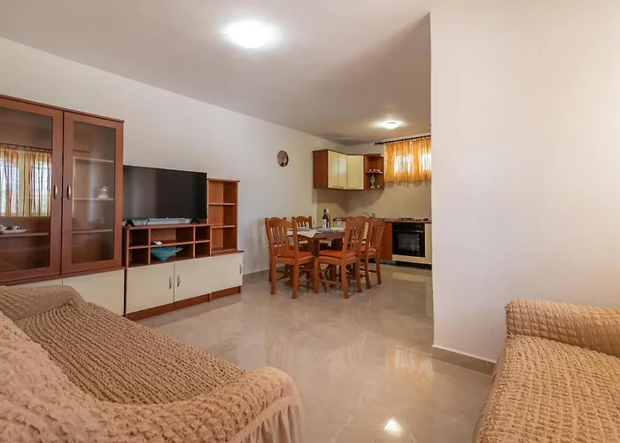 Apartament Uljevic-close To The *