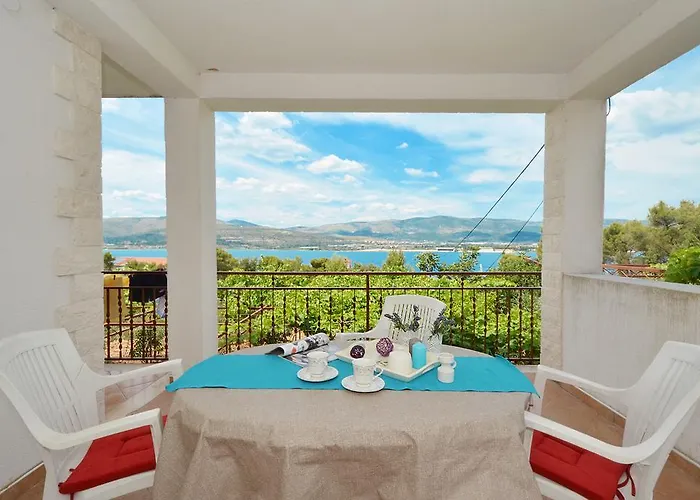 Apartament Uljevic-close To The *