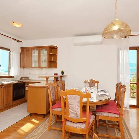 Appartement Uljevic-close To The *