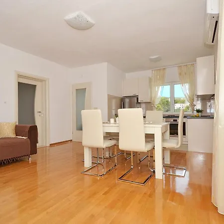 Uljevic Apartman *
