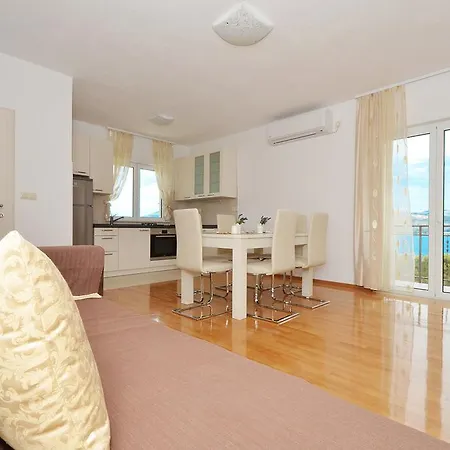 Appartement Uljevic-close To The *
