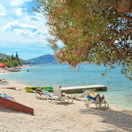 Appartement Uljevic-close To The Trogir