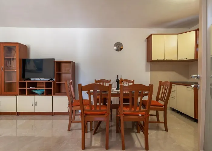 Appartement Uljevic-close To The