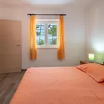 Uljevic-close To The * Τρογκίρ