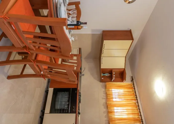 Uljevic-close To The Appartement Trogir