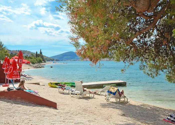 Appartement Uljevic-close To The Trogir